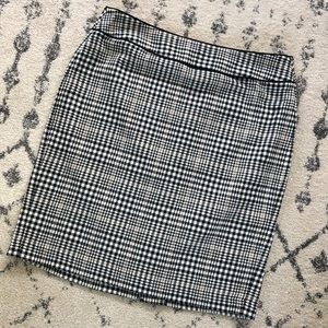 Houndstooth Pencil Skirt